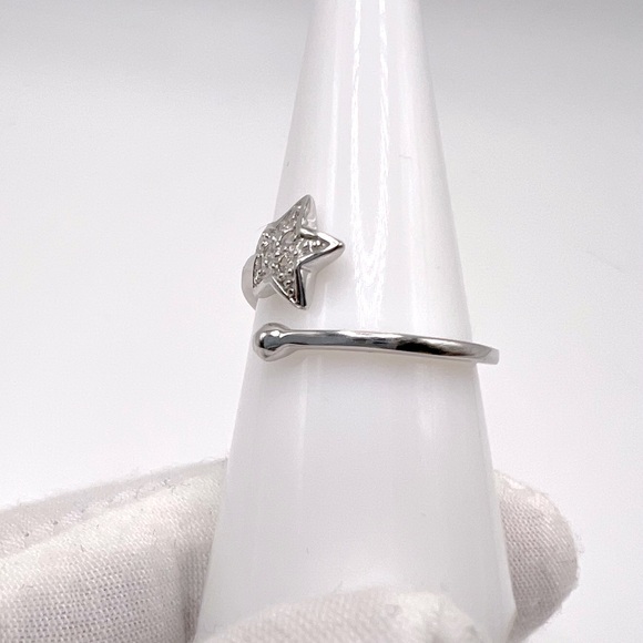 Sale $15 Firm! .925 Sterling Silver Cz Star Ring - Picture 2 of 16